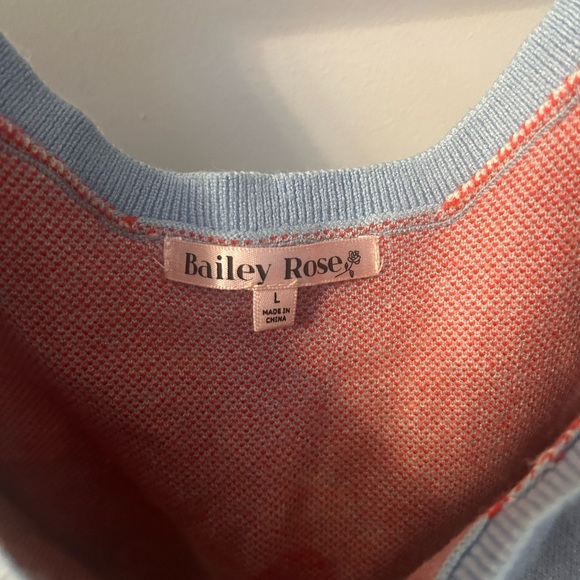 Cropped Sweater Tank Top - Picture 4 of 4